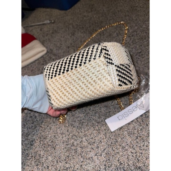 Alessia Crossbody Bag Round Clutch with Chain Beige Black NWT - Picture 4 of 4